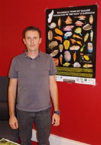 Un Bordelais part trois mois en Papouasie pour identifier des mollusques. Publié le 25/10/12. Bordeaux